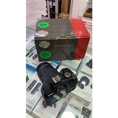 imagem do produto Camera Canon EOS T7+ com lente EF-S 18-55mm III Usada - Aprox 16k - Canon