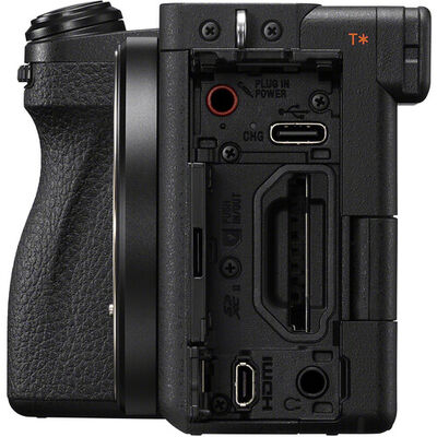 imagem do produto Camera Sony a6700 com lente E-mount 18-135mm f/3.5-5.6 OSS - Sony