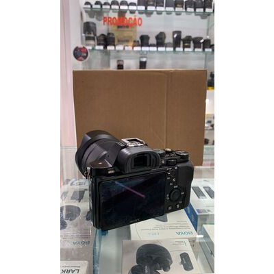 imagem do produto Camera Sony a7s com lente E-mount 28-70mm OSS Usada - Aprox 11k - Sony