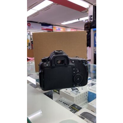 imagem do produto Canon EOS 60D com lente EF-S 18 55mm IS STM - Aprox 68k - Canon