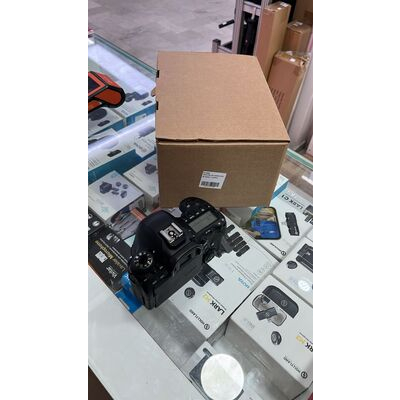 imagem do produto Canon EOS 6D Mark II Corpo Usado - Aprox 133k - Canon