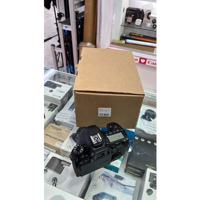 imagem do produto Canon EOS 6D Mark II Corpo Usado - Aprox 65k - Canon