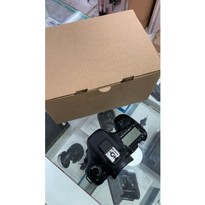 imagem do produto Canon EOS 7D Mark II Corpo - Aprox 18k - Canon