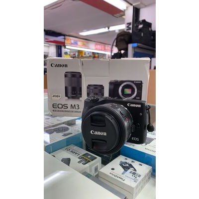 imagem do produto Canon EOS M3 com Adaptador Viltrox EF + Canon EF 40mm f/2.8 STM Usada  - Canon