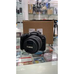 imagem de Canon EOS r100 com lente RF-S 18-45mm IS STM Usada - Aprox 5k - Canon