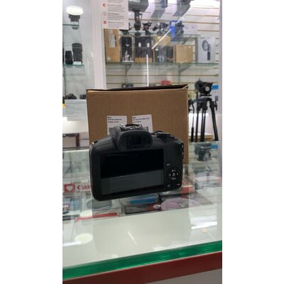 imagem do produto Canon EOS r100 com lente RF-S 18-45mm IS STM Usada - Aprox 5k - Canon