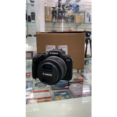 imagem do produto Canon EOS r100 com lente RF-S 18-45mm IS STM Usada - Aprox 5k - Canon