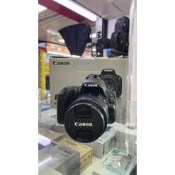 imagem de Canon EOS SL2 com lente EF-S 18 55mm IS STM Usada - Aprox. 17k - Canon
