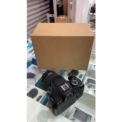 imagem do produto Canon EOS T3i com EF-S 18-55mm IS II Usada - Aprox 39k - Canon