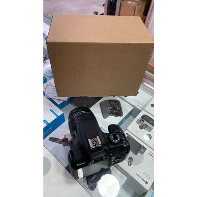 imagem do produto Canon EOS T5 com lente EF-S 18-55mm III Usada - Aprox 45k - Canon