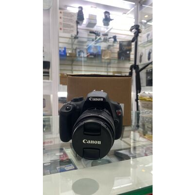 imagem do produto Canon EOS T5 com lente EF-S 18-55mm III Usada - Aprox 700 cliques - Canon