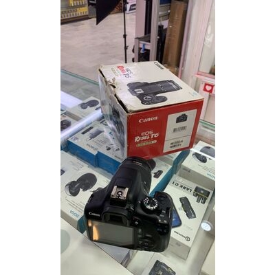 imagem do produto Canon EOS T6 com lente EF-S 18-55mm III Usada - Aprox 10k - Canon