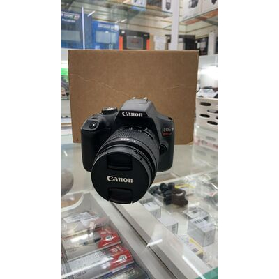 imagem do produto Canon EOS T7+ com lente EF-S 18-55 III Usada aprox 120K - Canon