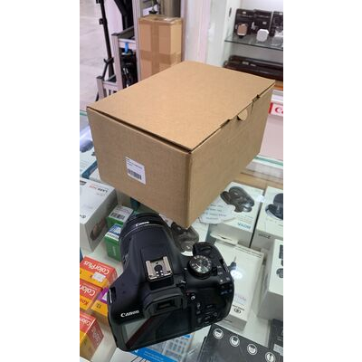 imagem do produto Canon EOS T7 com lente EF-S 18-55 IS II Usada - Aprox 40k - Canon