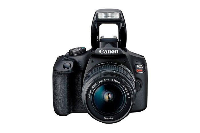 Canon EOS T7+ com lente EF-S 18 55mm III