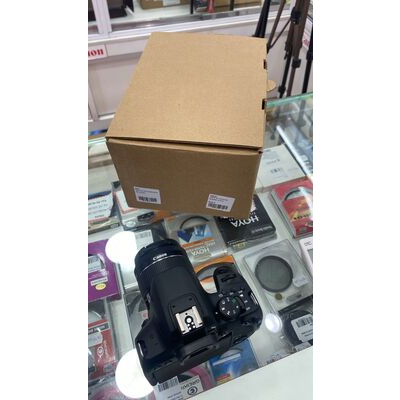 imagem do produto Canon EOS T8i com lente EF-S 18-55mm IS STM - Aprox 12k - Canon