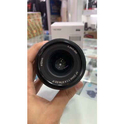 imagem do produto Lente AF 23mm f/1.4 STM para Sony E-mount Usada - Viltrox