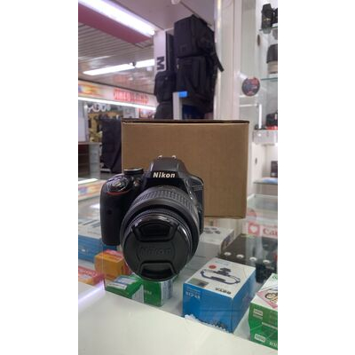 imagem do produto Nikon D3300 com AF-S 18-55mm VR Usada - Aprox 20k - Nikon