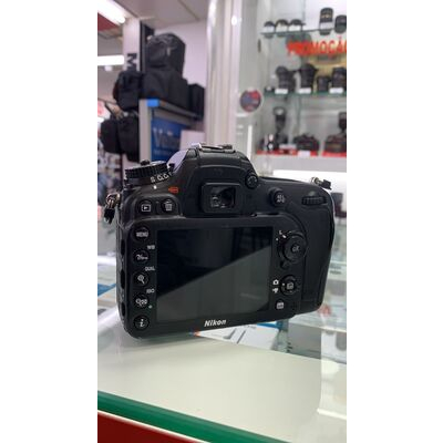 imagem do produto Nikon D7200 Corpo Usado - Aprox 39 k  - Nikon