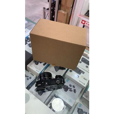 imagem do produto Sony Alpha A6000 com Lente E-mount 16-50mm f/3.5 5.6 OSS Usada - Aprox 2k - Sony